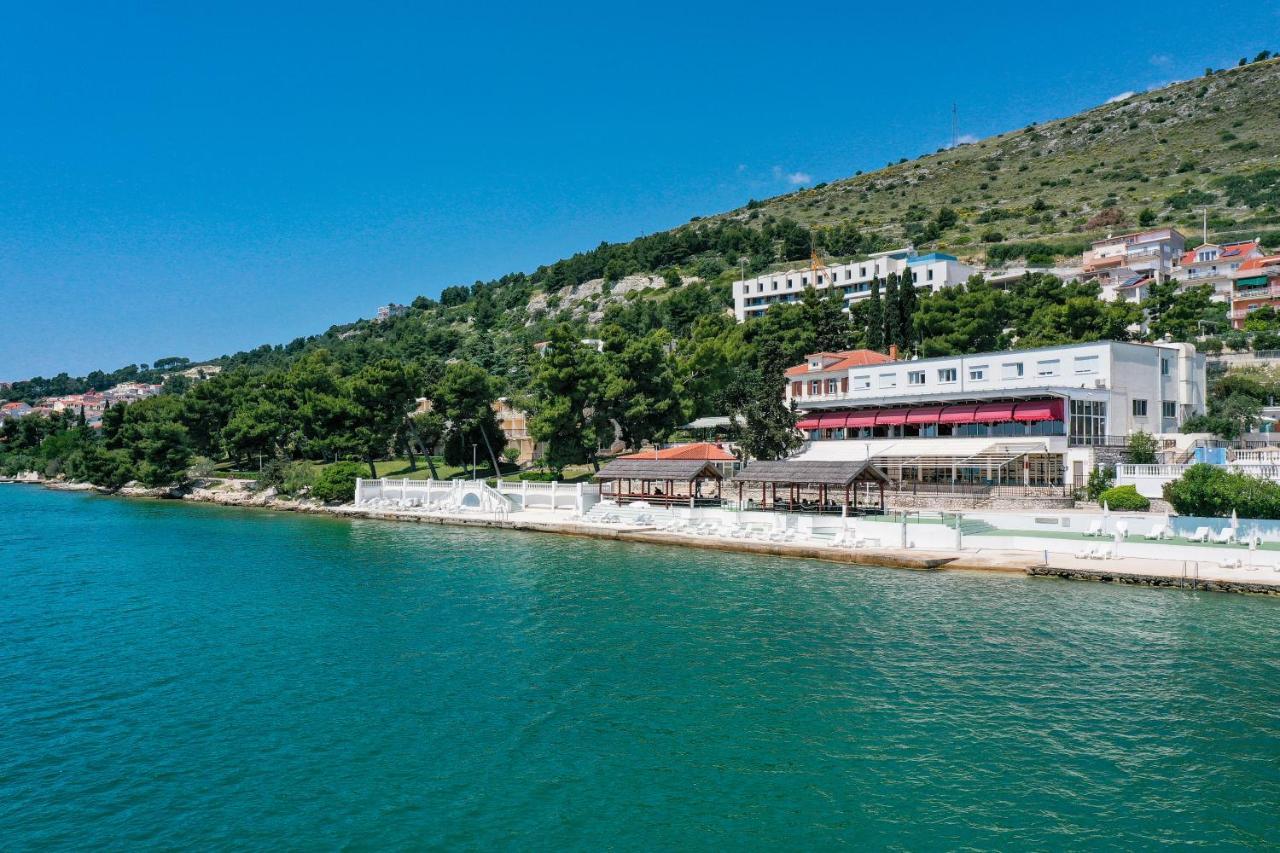 Hotel Val All Inclusive Seget Donji ภายนอก รูปภาพ