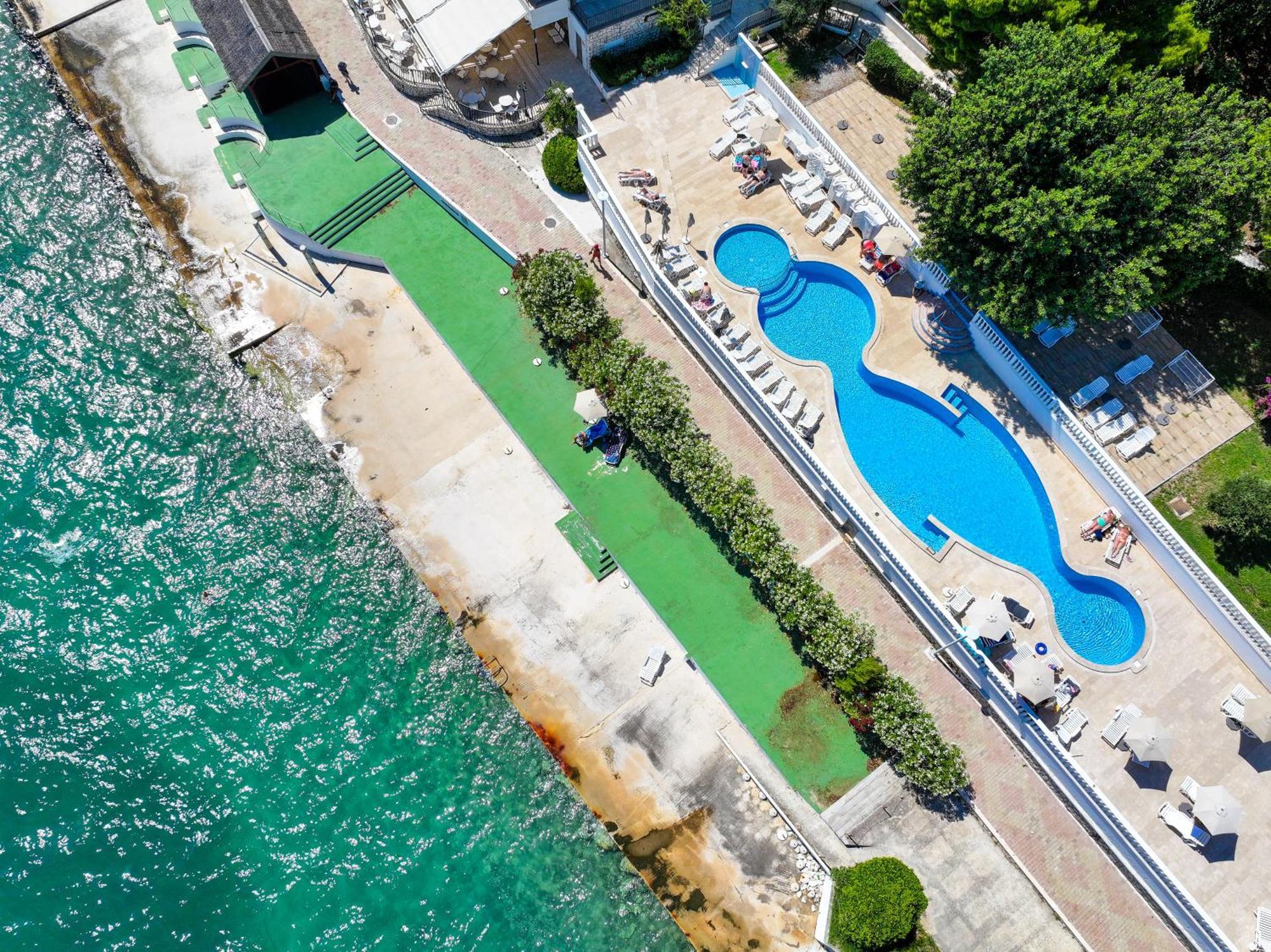Hotel Val All Inclusive Seget Donji ภายนอก รูปภาพ